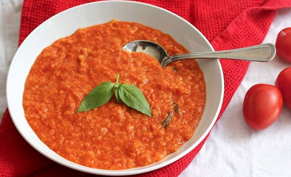 Pappa al pomodoro - Photo by @theveganitaliankitchen